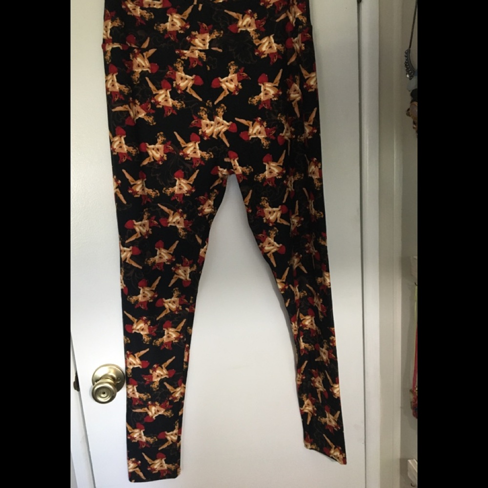 Cupid LuLaRoe Tall and Curvy‎ Leggings